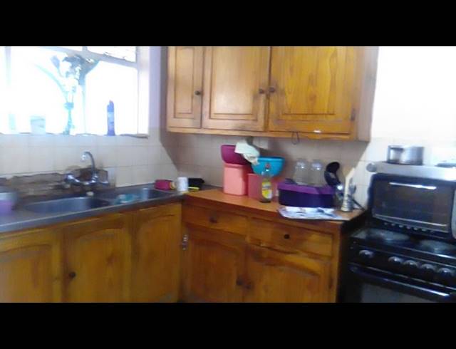 4 BEDROOM APARTMENT FOR SALE IN SUNNYSIDE